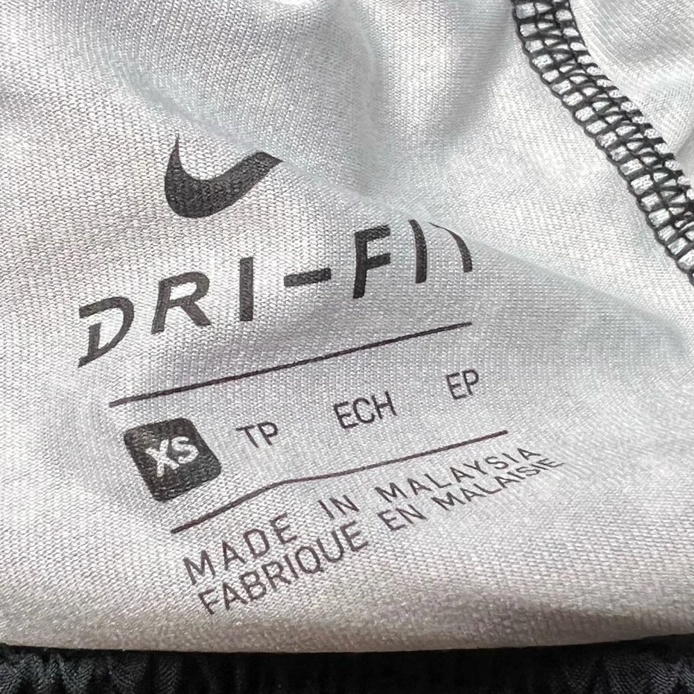 Nike Lined Running Shorts in Black White Women's Size XS 2 in 1 Built in Shorts